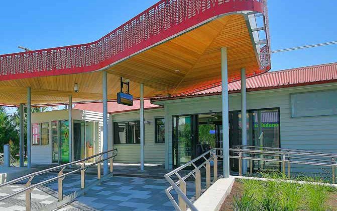 Mooroolbark Station, Cafe and Hub